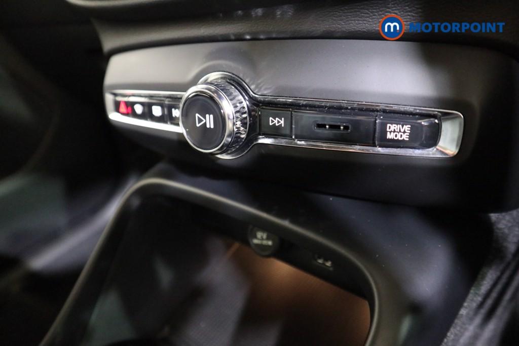 Volvo Xc40 R Design Automatic Petrol Plug-In Hybrid SUV - Stock Number (1612715) - 8th supplementary image