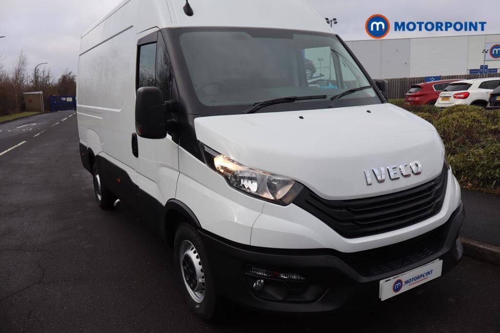 Iveco Daily Business Manual Diesel High Volume-High Roof Van - Stock Number (1597403) - Drivers side front corner