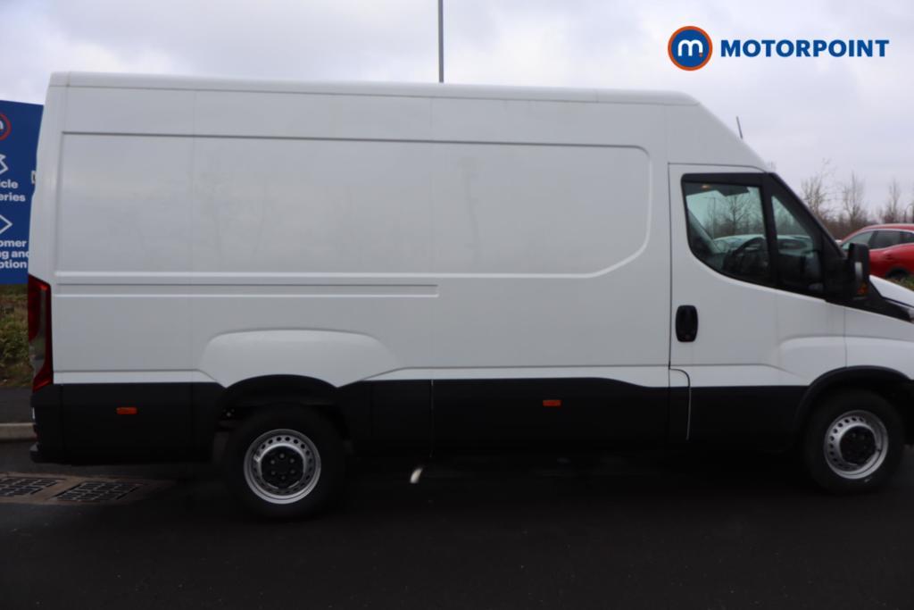 Iveco Daily Business Manual Diesel High Volume-High Roof Van - Stock Number (1597403) - Passenger side