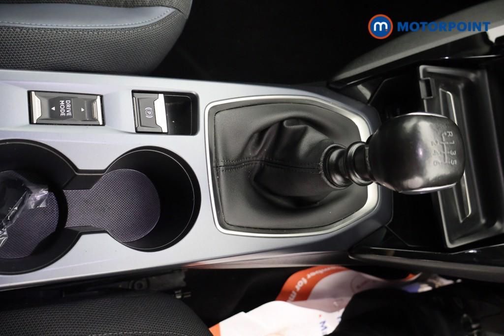 Peugeot 2008 Allure Premium Manual Petrol SUV - Stock Number (1611189) - 8th supplementary image