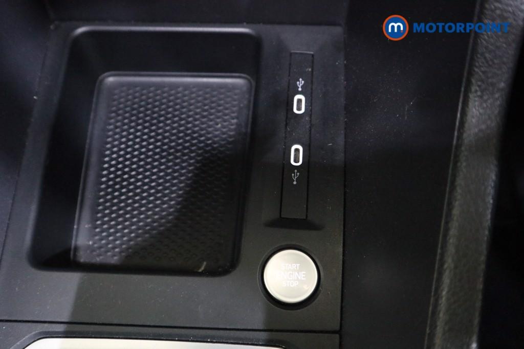 Ford Tourneo Connect Titanium Automatic Diesel People Carrier - Stock Number (1575262) - 8th supplementary image