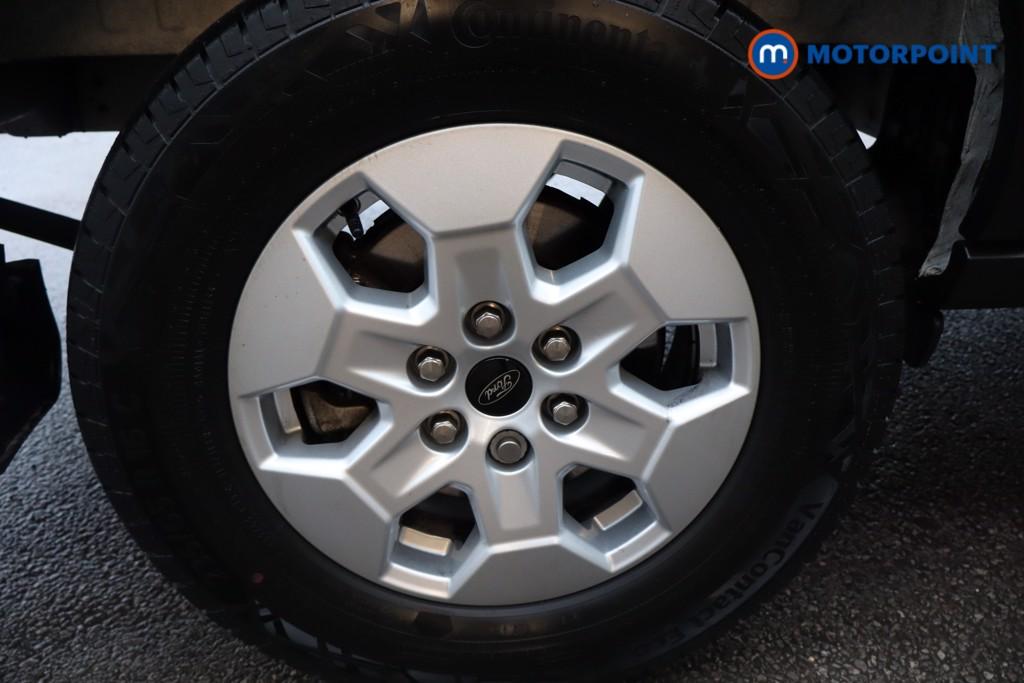 Ford Transit Limited Automatic Diesel Medium Roof Van - Stock Number (1611451) - 8th supplementary image