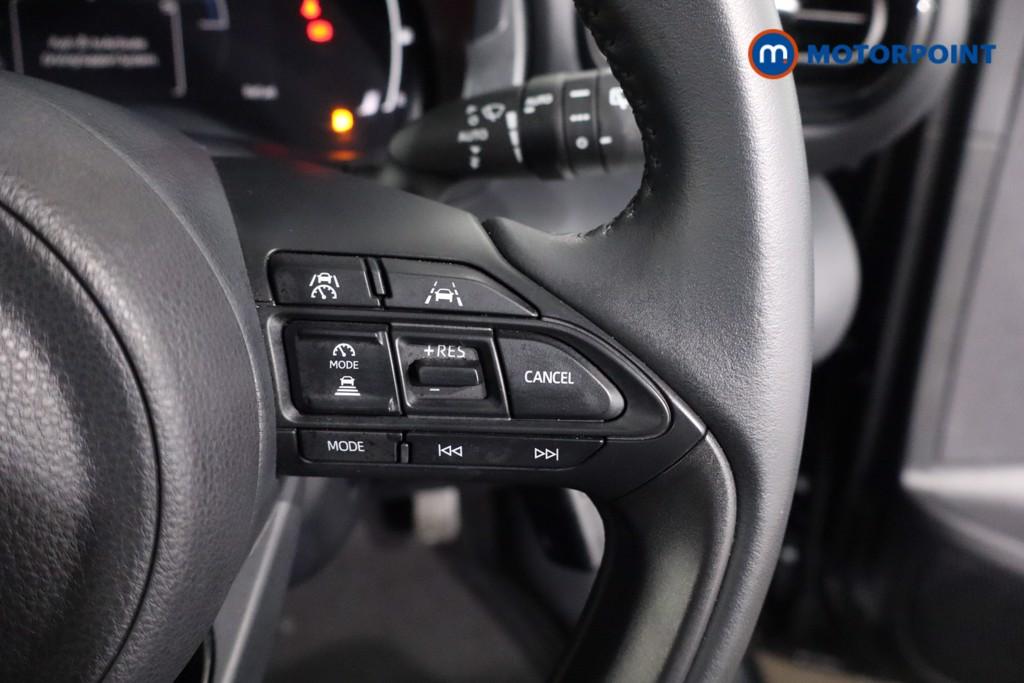 Toyota Yaris Design Automatic Petrol-Electric Hybrid Hatchback - Stock Number (1614169) - 8th supplementary image