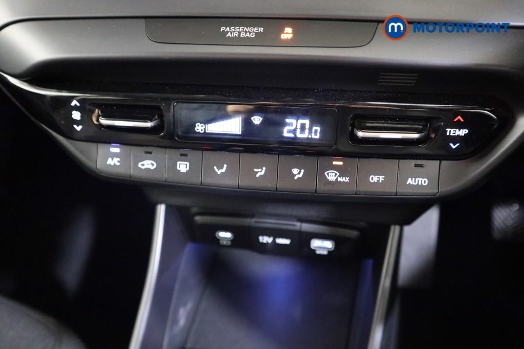 Hyundai I20 Premium Manual Petrol Hatchback - Stock Number (1610702) - 8th supplementary image