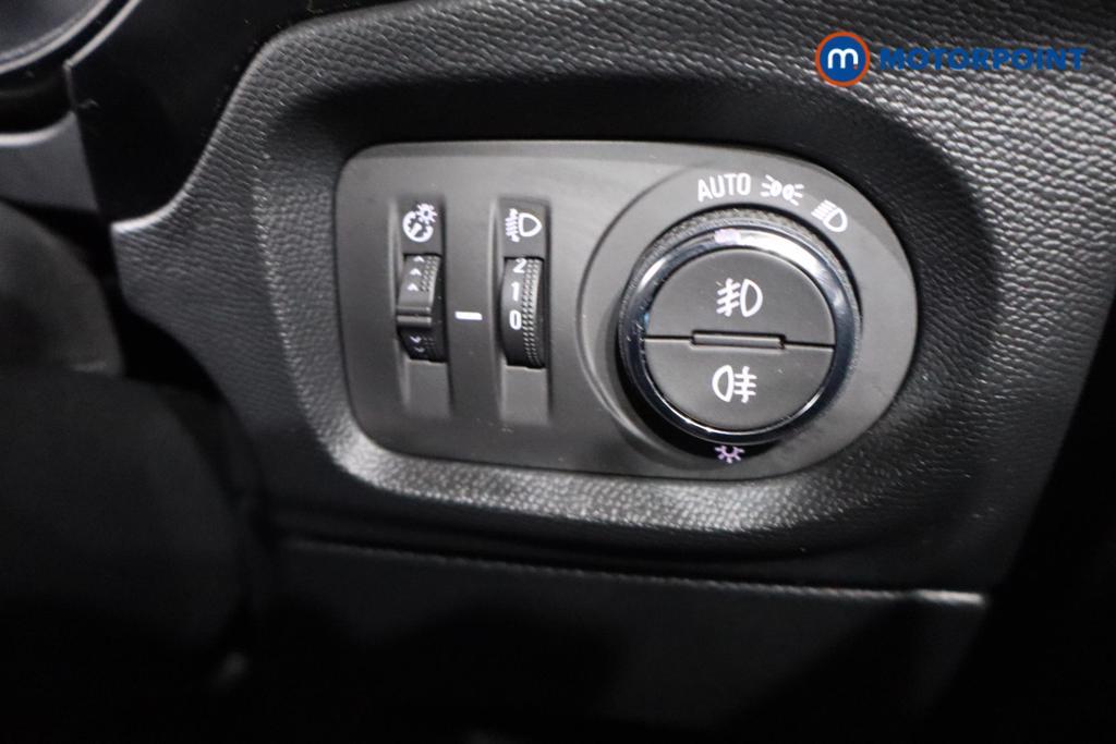 Vauxhall Corsa GS Manual Petrol Hatchback - Stock Number (1607930) - 8th supplementary image