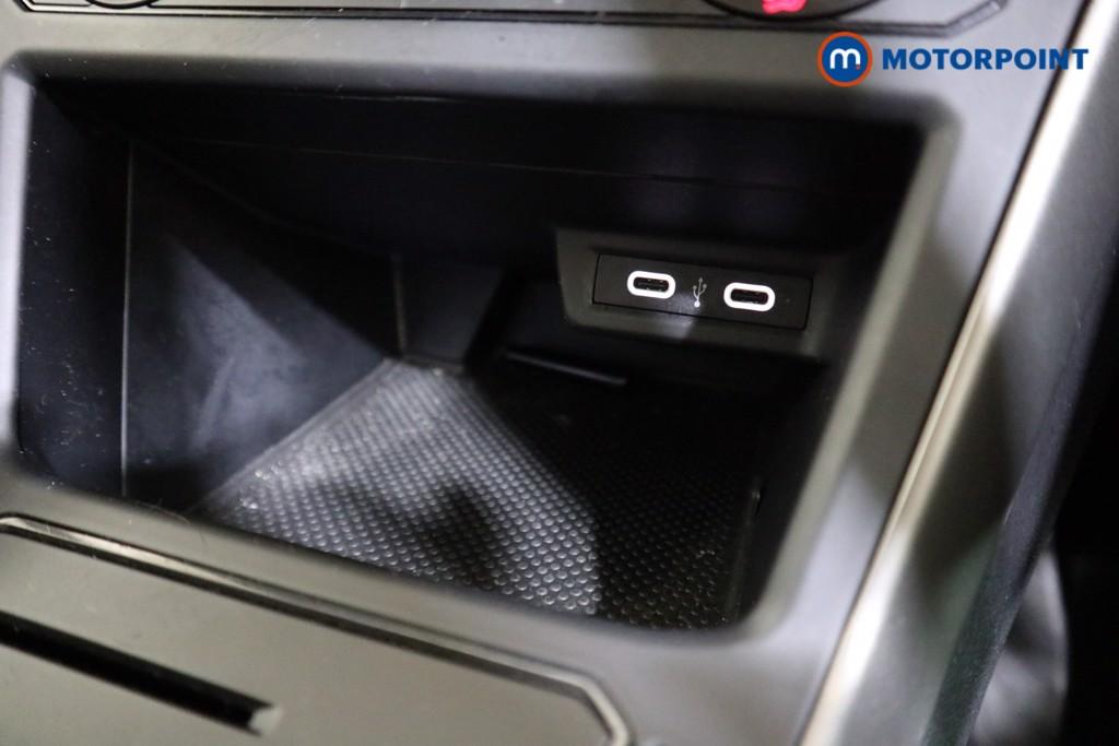 Volkswagen Polo Match Manual Petrol Hatchback - Stock Number (1609916) - 8th supplementary image