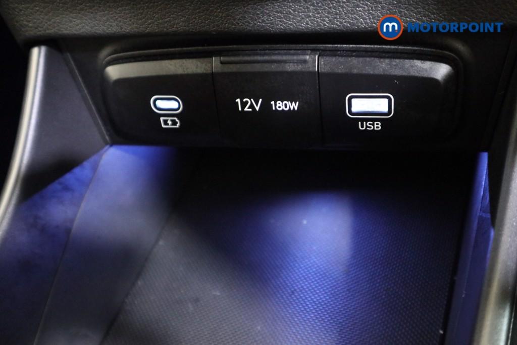 Hyundai I20 Premium Manual Petrol Hatchback - Stock Number (1610711) - 8th supplementary image