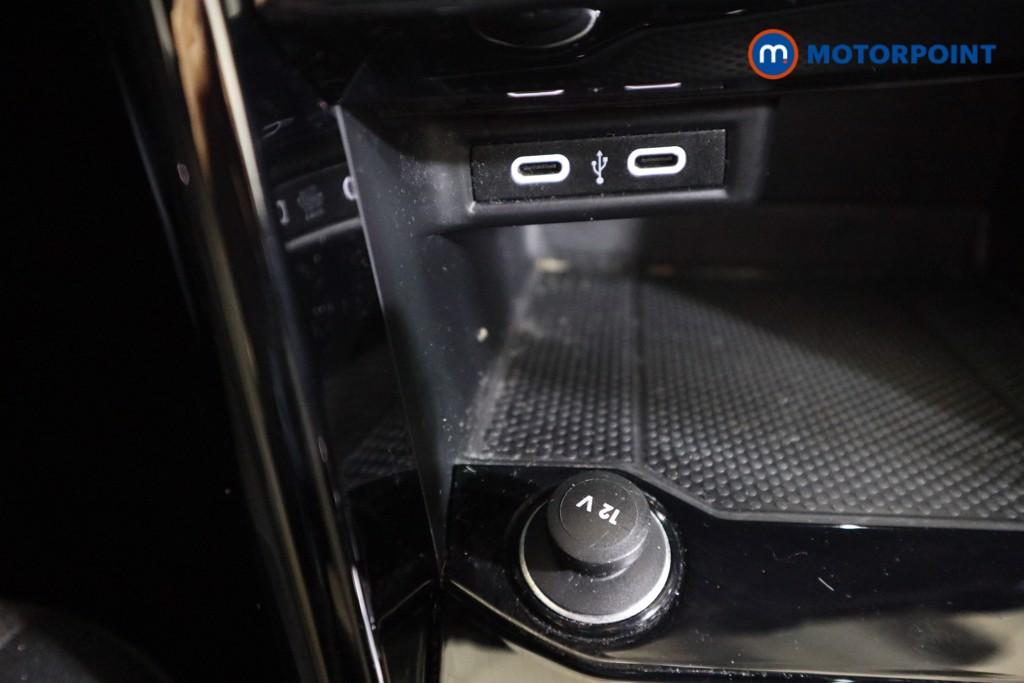 Volkswagen T-Roc Black Edition Automatic Petrol SUV - Stock Number (1611653) - 8th supplementary image