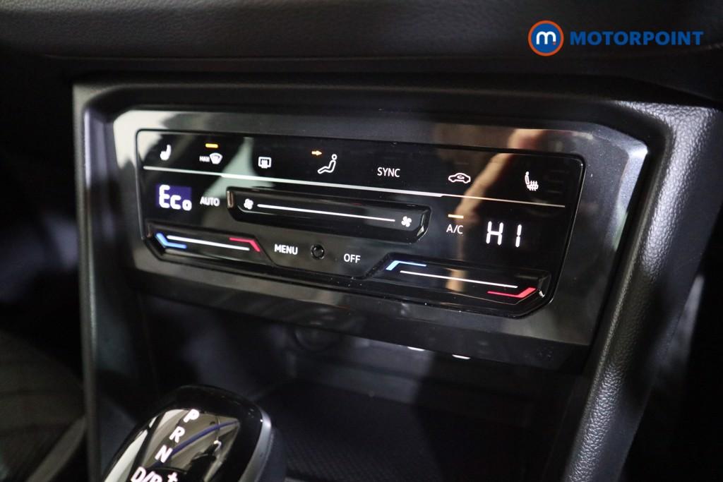 Volkswagen Tiguan R-Line Automatic Petrol Plug-In Hybrid SUV - Stock Number (1612951) - 8th supplementary image