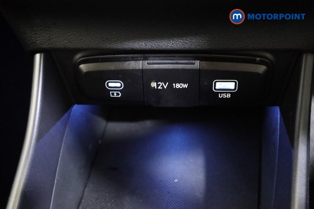 Hyundai I20 Premium Manual Petrol Hatchback - Stock Number (1610722) - 8th supplementary image