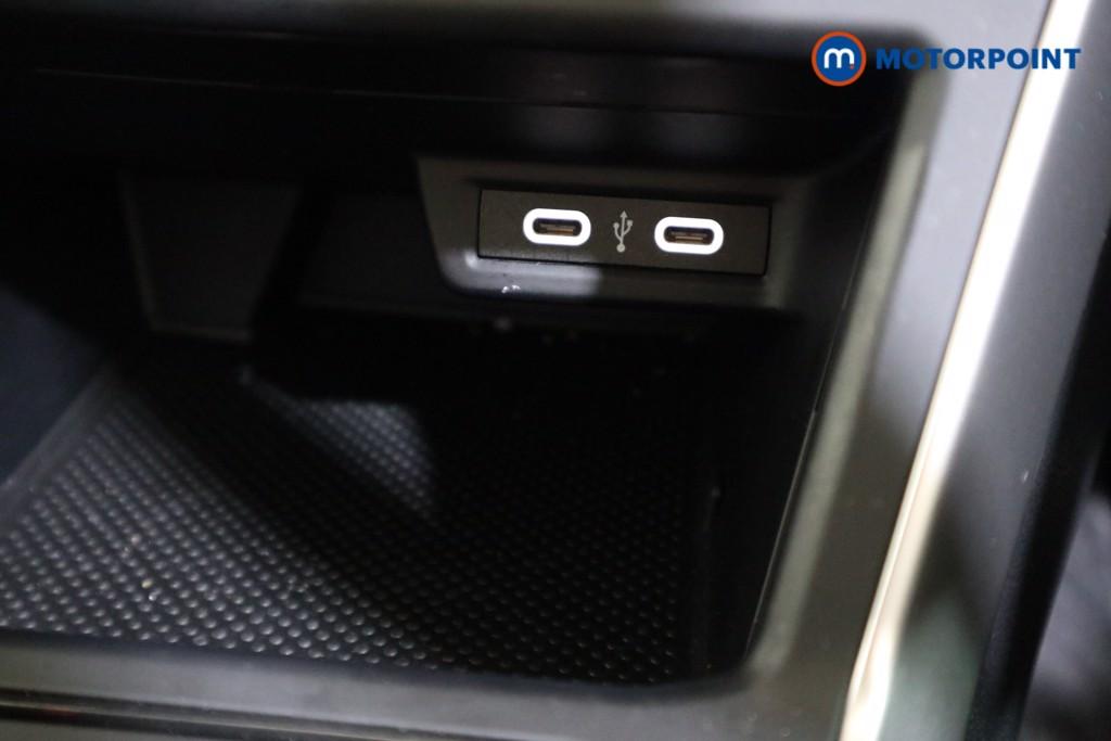 Volkswagen Polo Life Manual Petrol Hatchback - Stock Number (1614192) - 8th supplementary image