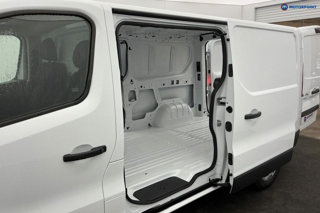 Renault Trafic Advance Automatic Electric Panel Van - Stock Number (1604208) - 8th supplementary image