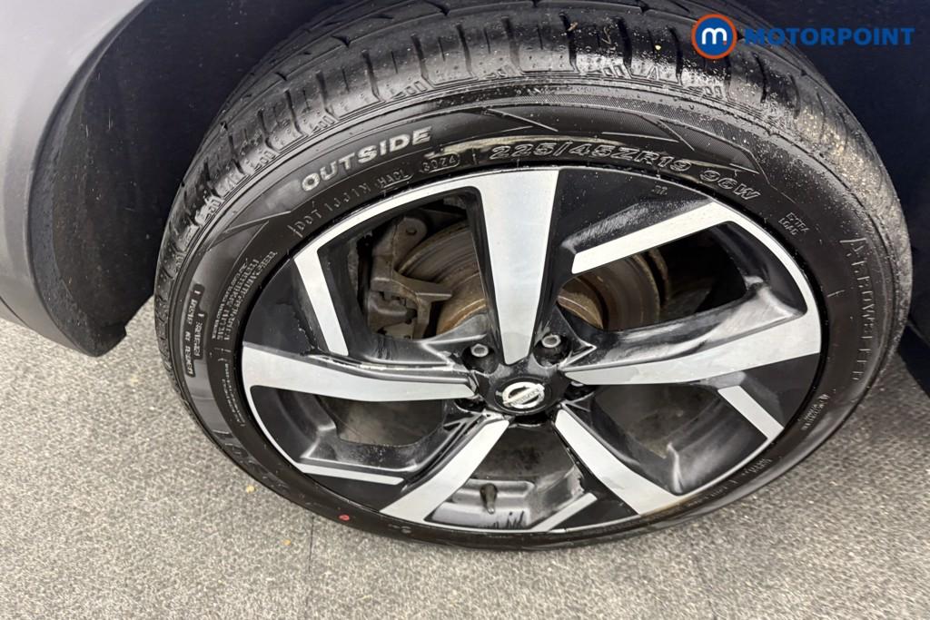 Nissan Qashqai Tekna Manual Petrol SUV - Stock Number (1588080) - 8th supplementary image