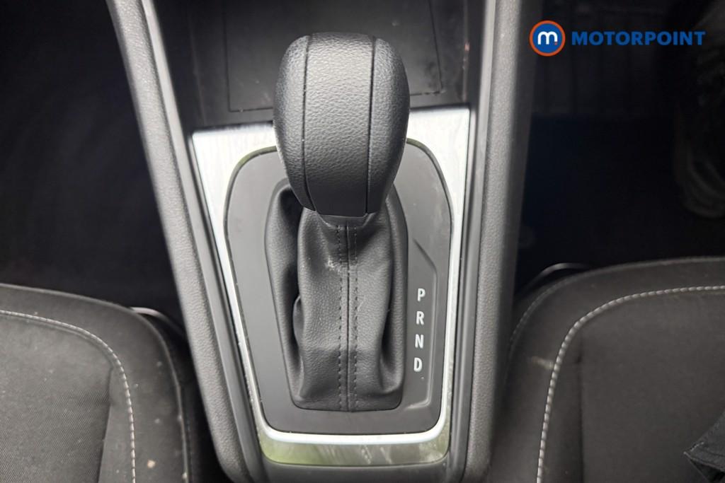 Renault Captur Iconic Automatic Petrol SUV - Stock Number (1585443) - 8th supplementary image