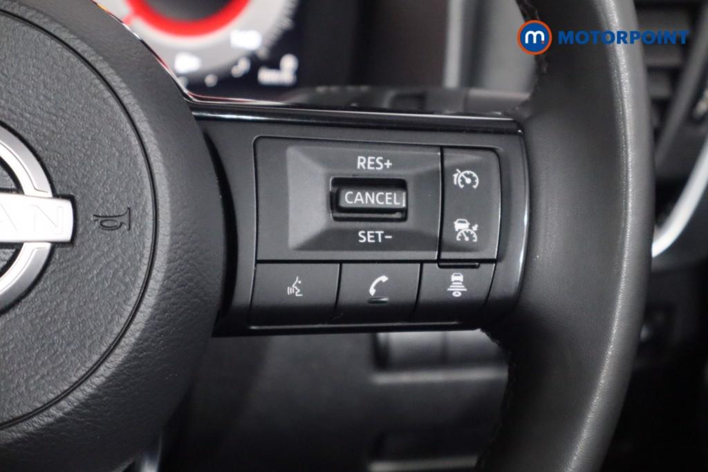 Nissan Qashqai N-Connecta Manual Petrol SUV - Stock Number (1608482) - 8th supplementary image