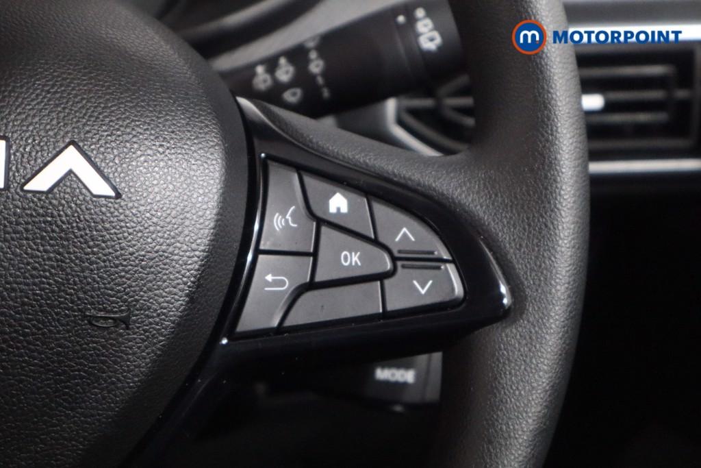 Dacia Sandero Essential Manual Petrol Hatchback - Stock Number (1608761) - 8th supplementary image