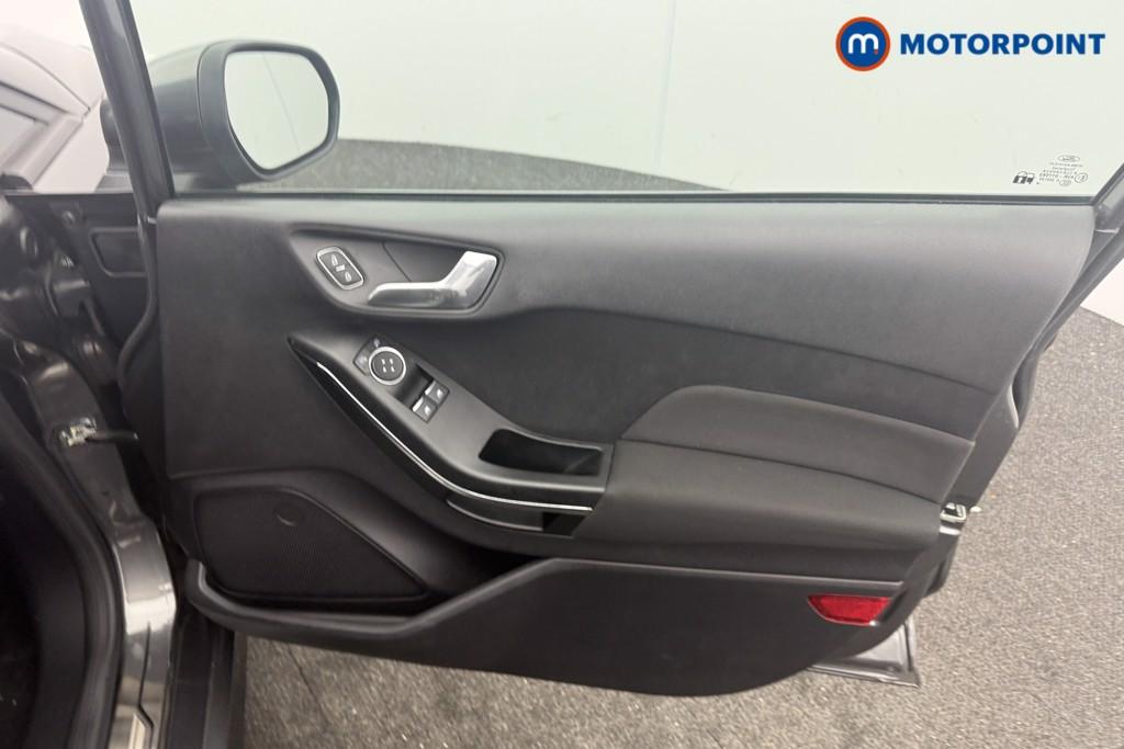 Ford Fiesta St-Line Manual Petrol Hatchback - Stock Number (1612479) - 8th supplementary image
