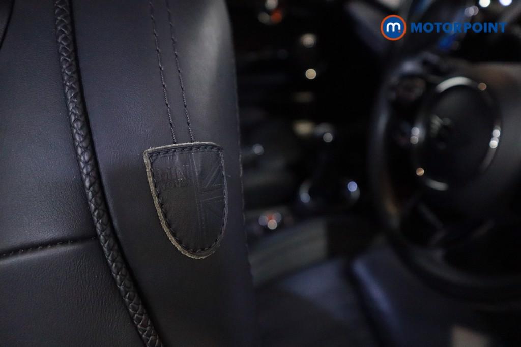 Mini Hatchback Cooper Exclusive Manual Petrol Hatchback - Stock Number (1615796) - 8th supplementary image