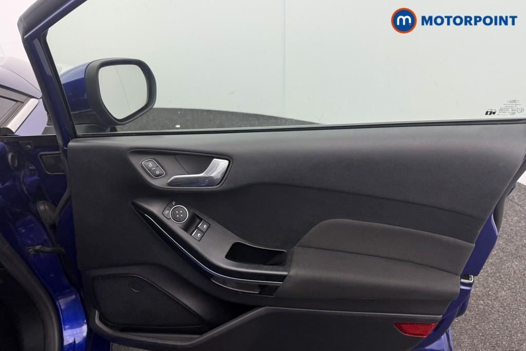 Ford Fiesta Zetec Manual Petrol Hatchback - Stock Number (1615836) - 8th supplementary image