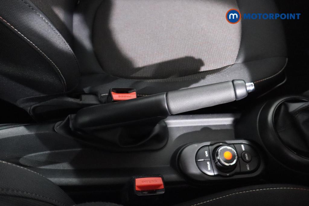 Mini Hatchback Cooper Classic Manual Petrol Hatchback - Stock Number (1608621) - 8th supplementary image