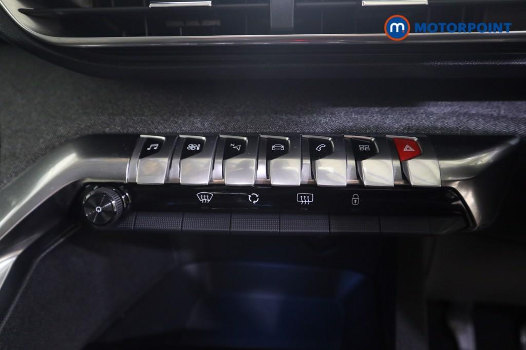 Peugeot 3008 Allure Manual Petrol SUV - Stock Number (1614985) - 8th supplementary image