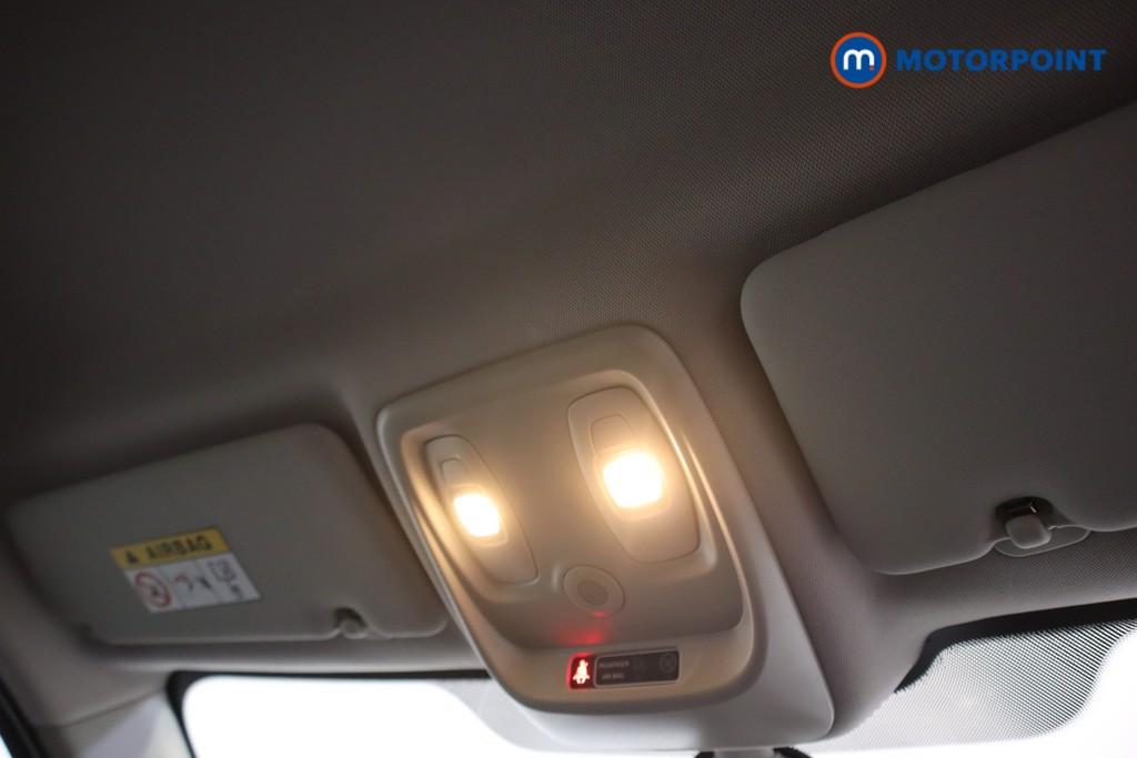 Renault Captur Iconic Automatic Diesel SUV - Stock Number (1611041) - 8th supplementary image