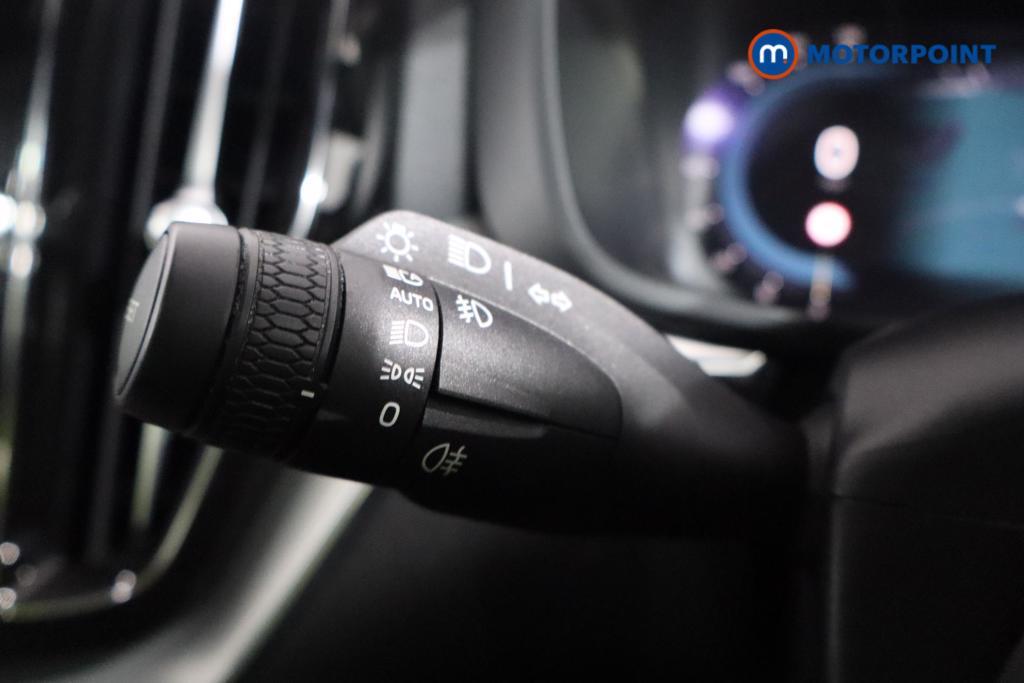 Volvo Xc60 Plus Automatic Petrol Plug-In Hybrid SUV - Stock Number (1617652) - 8th supplementary image