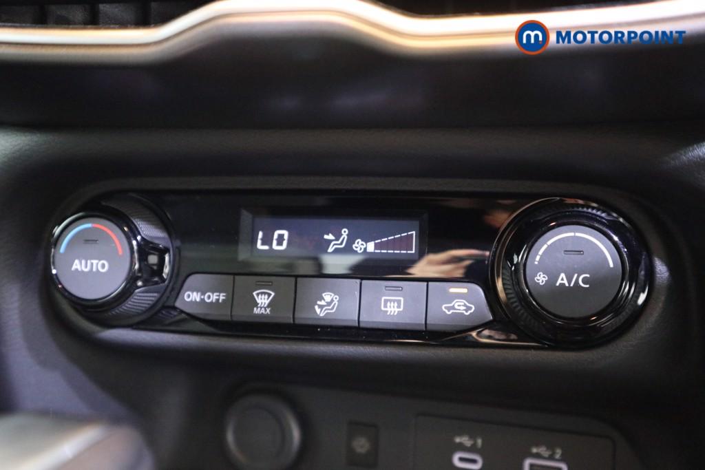 Nissan Juke N-Connecta Automatic Petrol-Electric Hybrid SUV - Stock Number (1615125) - 8th supplementary image