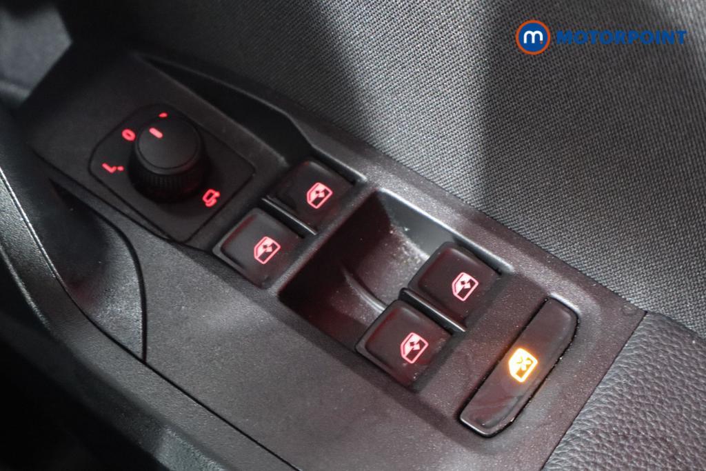 Seat Arona FR Manual Petrol SUV - Stock Number (1616563) - 8th supplementary image