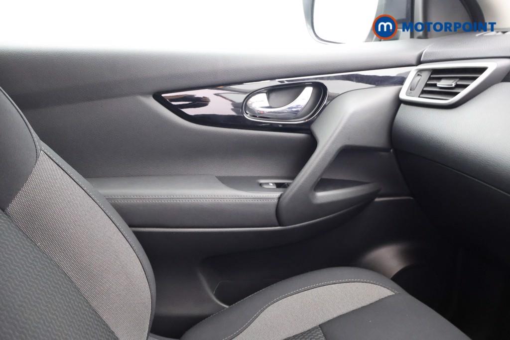 Nissan Qashqai Acenta Premium Manual Petrol SUV - Stock Number (1617385) - 8th supplementary image