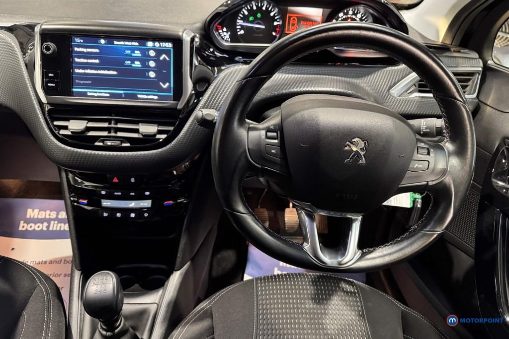 Peugeot 208 Tech Edition Manual Petrol Hatchback - Stock Number (1604041) - 8th supplementary image