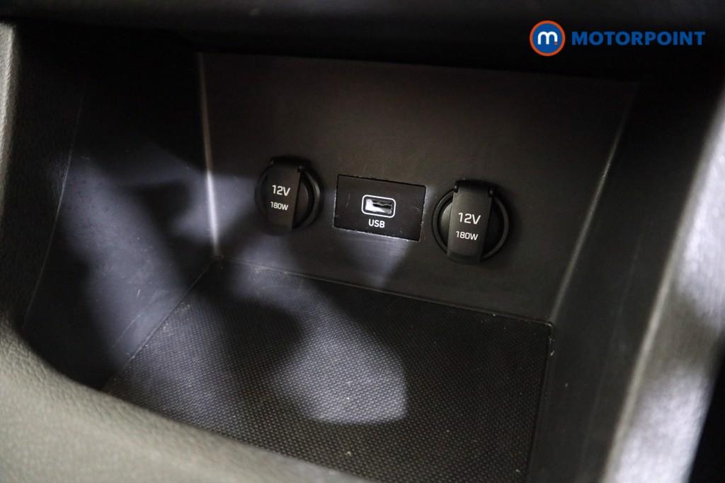 Hyundai I30 Se Connect Manual Diesel Hatchback - Stock Number (1614033) - 8th supplementary image