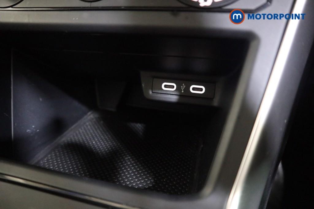 Volkswagen Polo Life Manual Petrol Hatchback - Stock Number (1619844) - 8th supplementary image