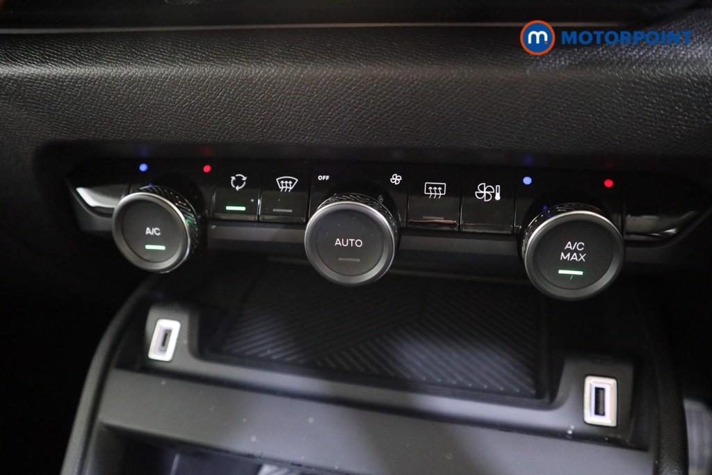 Citroen C4 YOU Manual Petrol Hatchback - Stock Number (1612235) - 8th supplementary image