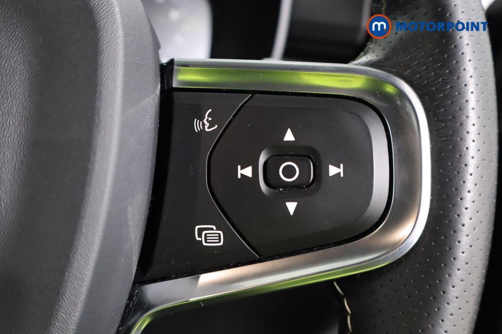 Volvo Xc40 R Design Pro Automatic Petrol SUV - Stock Number (1616419) - 8th supplementary image