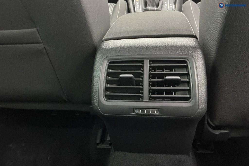 Volkswagen Golf GTD Automatic Diesel Hatchback - Stock Number (1613946) - 8th supplementary image