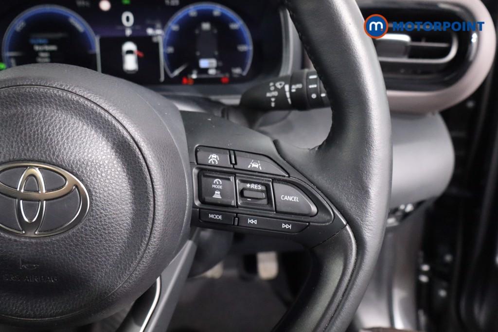 Toyota Yaris Cross Excel Automatic Petrol-Electric Hybrid Estate - Stock Number (1620049) - 8th supplementary image