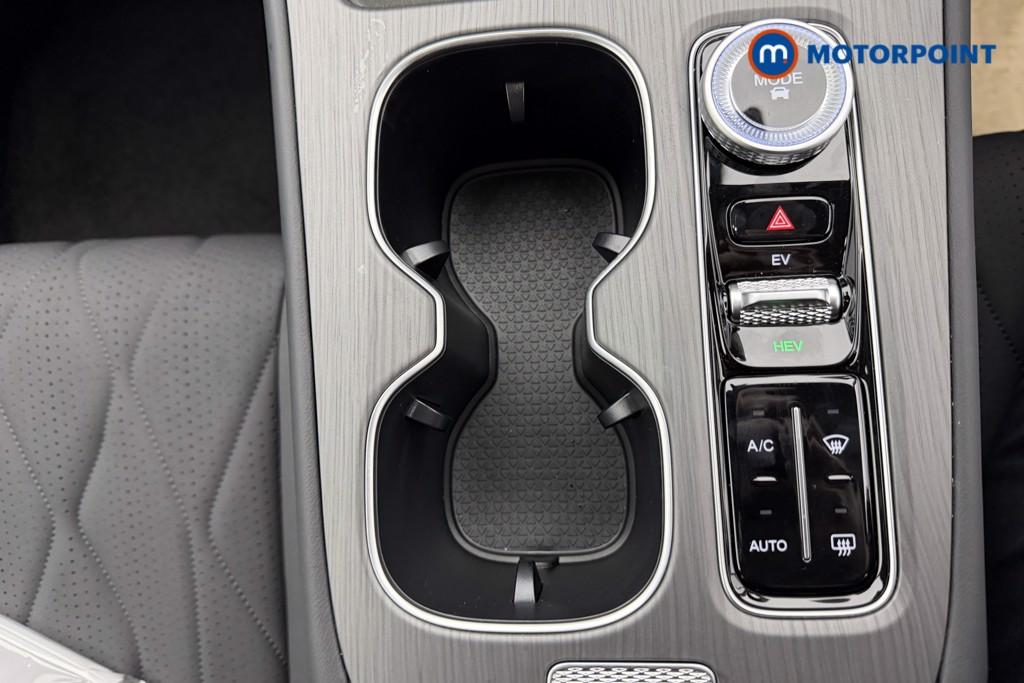 Chery Tiggo 8 Summit Automatic Petrol Plug-In Hybrid SUV - Stock Number (1619885) - 8th supplementary image