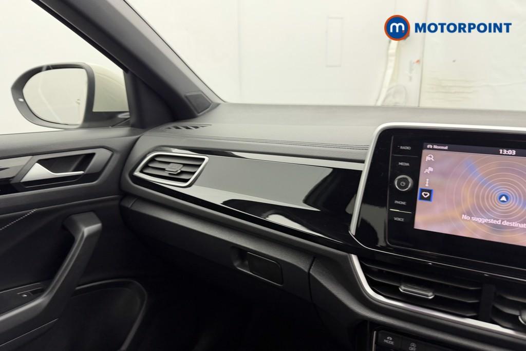 Volkswagen T-Roc R-Line Manual Petrol SUV - Stock Number (1621161) - 8th supplementary image