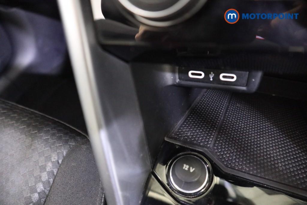 Volkswagen T-Roc Active Automatic Petrol Convertible - Stock Number (1619760) - 8th supplementary image