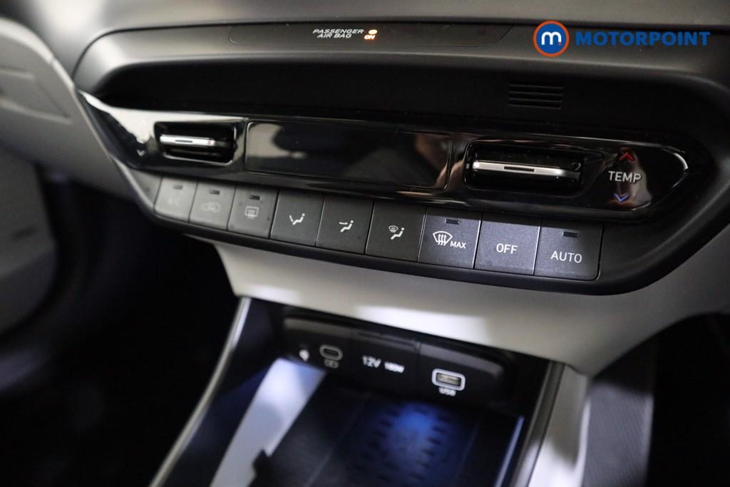 Hyundai Bayon Ultimate Manual Petrol SUV - Stock Number (1618045) - 8th supplementary image