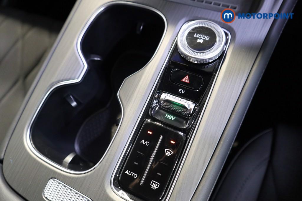 Chery Tiggo 8 Summit Automatic Petrol Plug-In Hybrid SUV - Stock Number (1619440) - 8th supplementary image