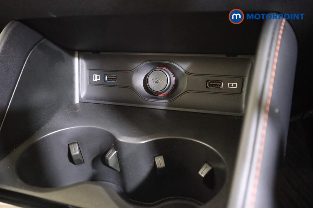 Mg Motor Uk HS SE Automatic Petrol-Electric Hybrid SUV - Stock Number (1616712) - 8th supplementary image