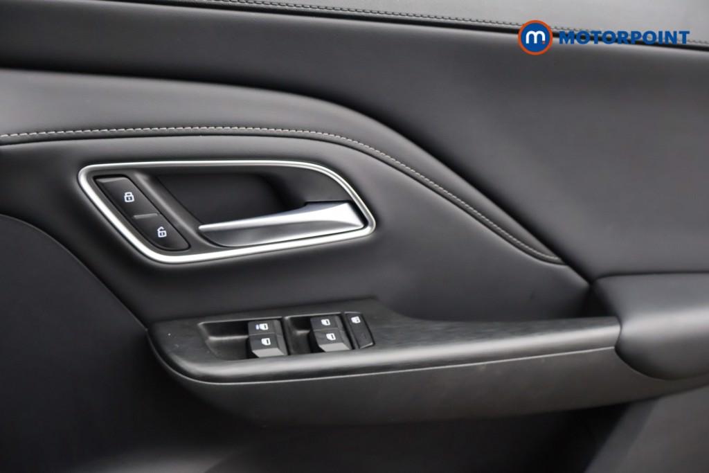 Mg Motor Uk ZS Trophy Automatic Petrol-Electric Hybrid SUV - Stock Number (1617557) - 8th supplementary image