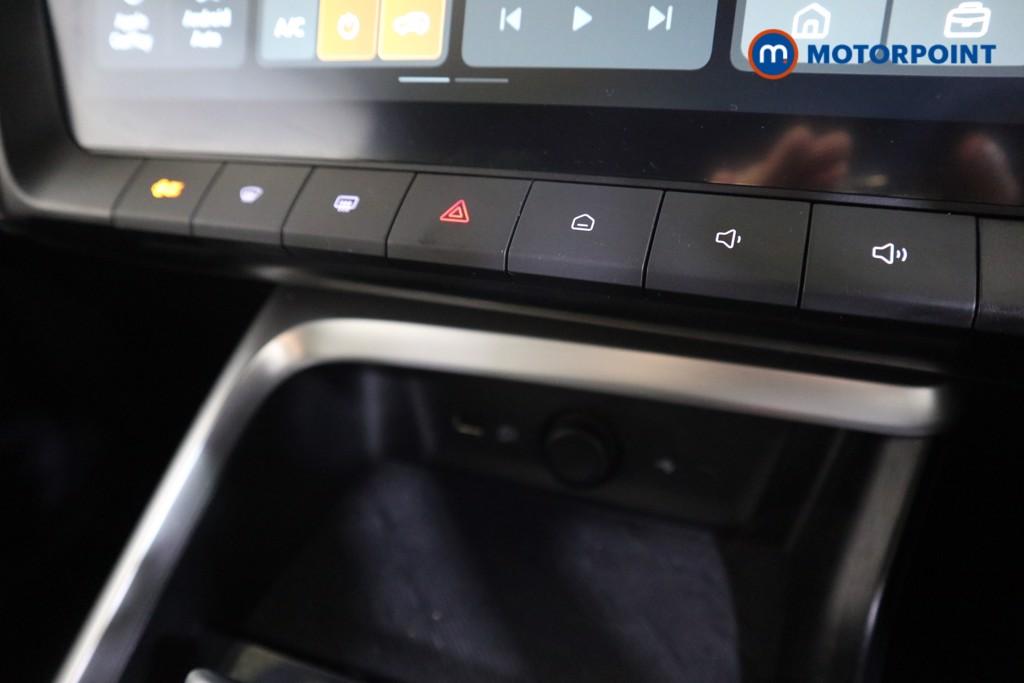 Mg Motor Uk ZS Trophy Automatic Petrol-Electric Hybrid SUV - Stock Number (1617865) - 8th supplementary image