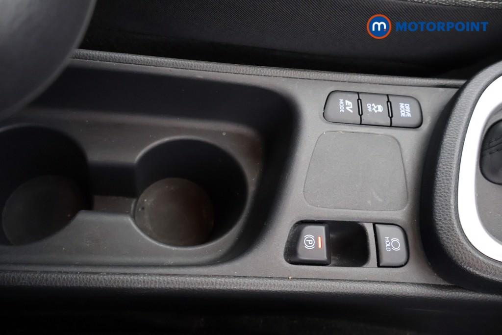 Toyota Yaris Cross Icon Automatic Petrol-Electric Hybrid Estate - Stock Number (1619779) - 8th supplementary image