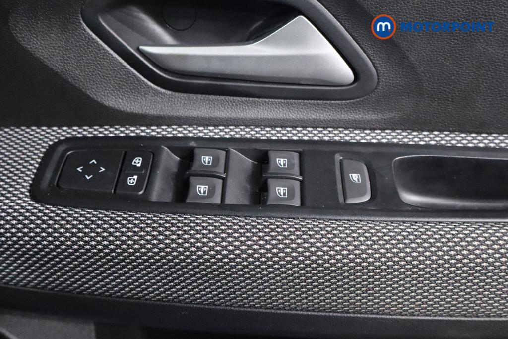 Dacia Sandero Expression Manual Petrol Hatchback - Stock Number (1608376) - 8th supplementary image