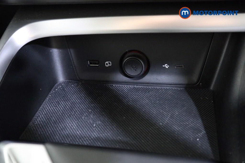 Mg Motor Uk ZS Trophy Automatic Petrol-Electric Hybrid SUV - Stock Number (1617561) - 8th supplementary image