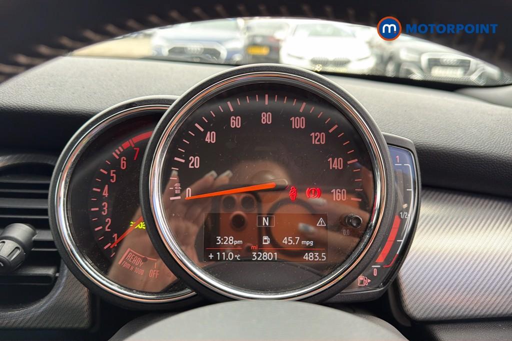 Mini Hatchback Cooper Exclusive Manual Petrol Hatchback - Stock Number (1615618) - 8th supplementary image