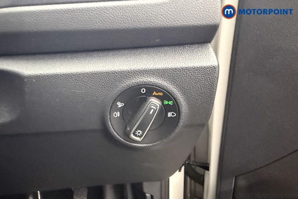 Volkswagen T-Roc Style Manual Petrol SUV - Stock Number (1619725) - 8th supplementary image
